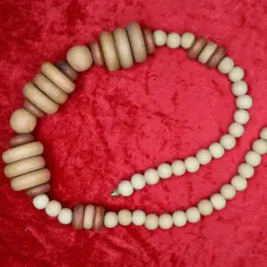 Elegant round wood bead necklace design